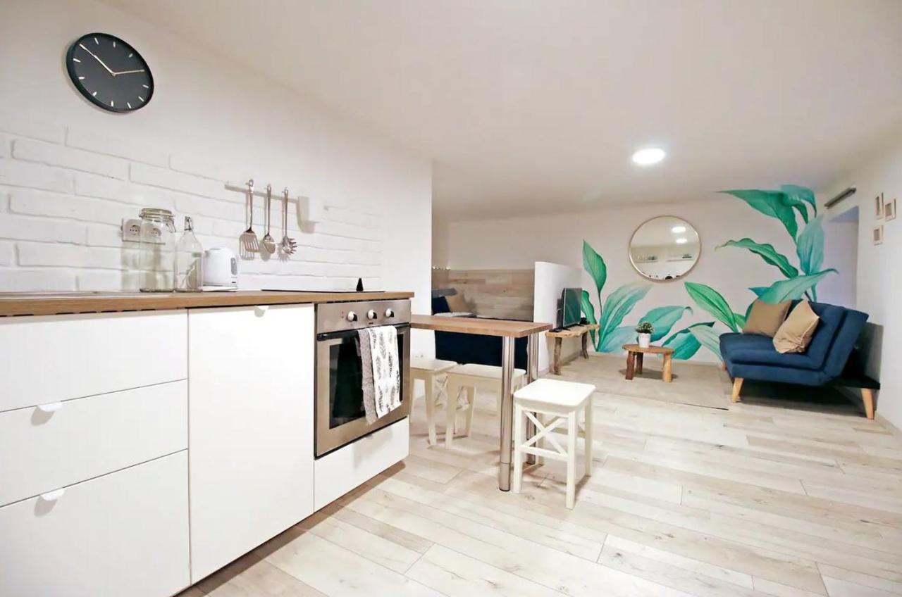 Cosy Cottage - Cheerful Apartment In The Center Budapest Exterior photo